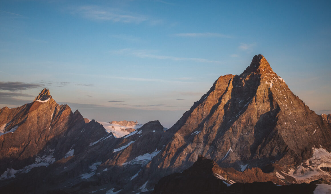 Commercial storytelling for Unusual Experience, guided alpine mountaineering tour on Monte Rosa, Breithorn and Capanna Margherita — Andrea Passerini